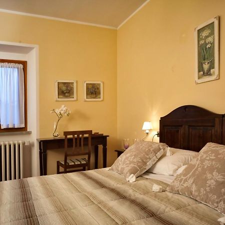 Agriturismo La Collina Delle Stelle Banzena Bagian luar foto