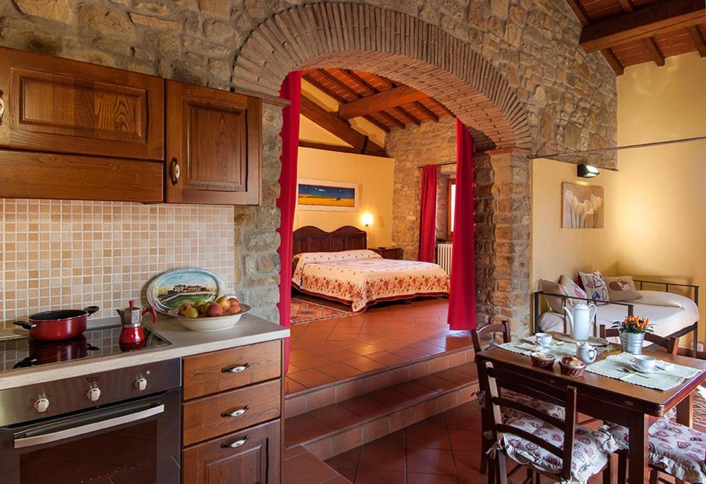 Agriturismo La Collina Delle Stelle Banzena Bagian luar foto