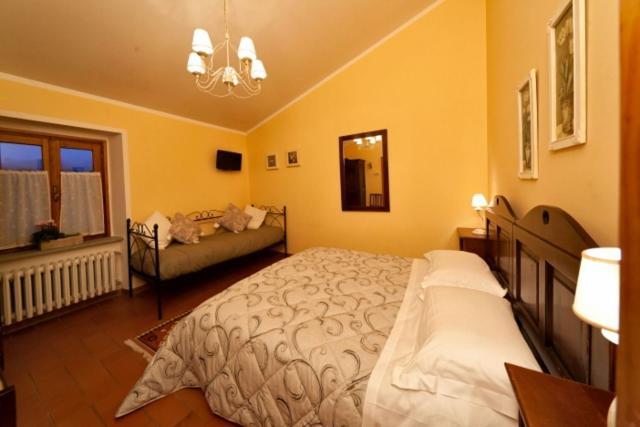 Agriturismo La Collina Delle Stelle Banzena Bagian luar foto