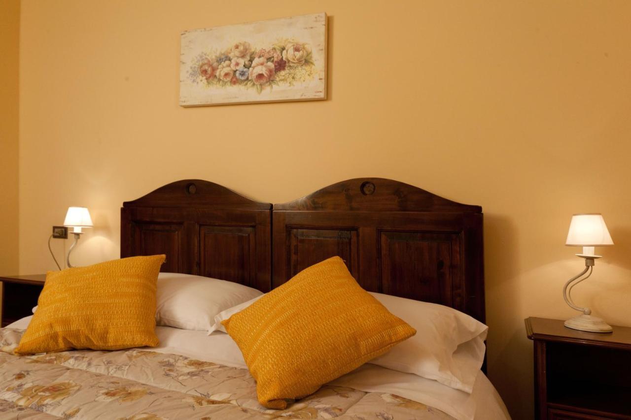 Agriturismo La Collina Delle Stelle Banzena Bagian luar foto