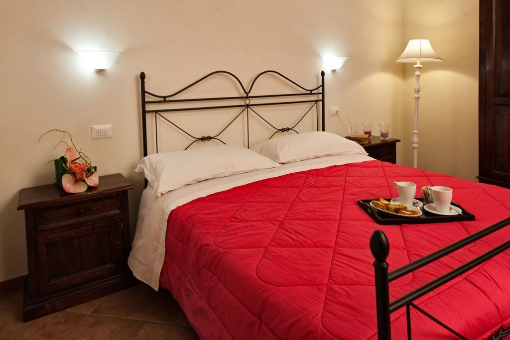 Agriturismo La Collina Delle Stelle Banzena Bagian luar foto
