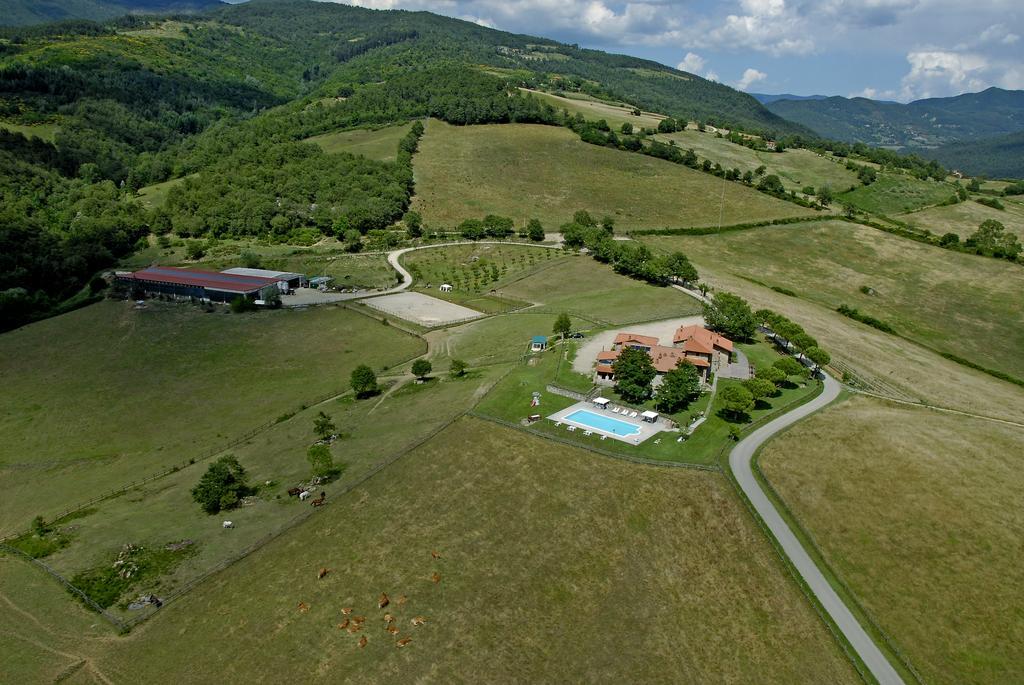 Agriturismo La Collina Delle Stelle Banzena Bagian luar foto