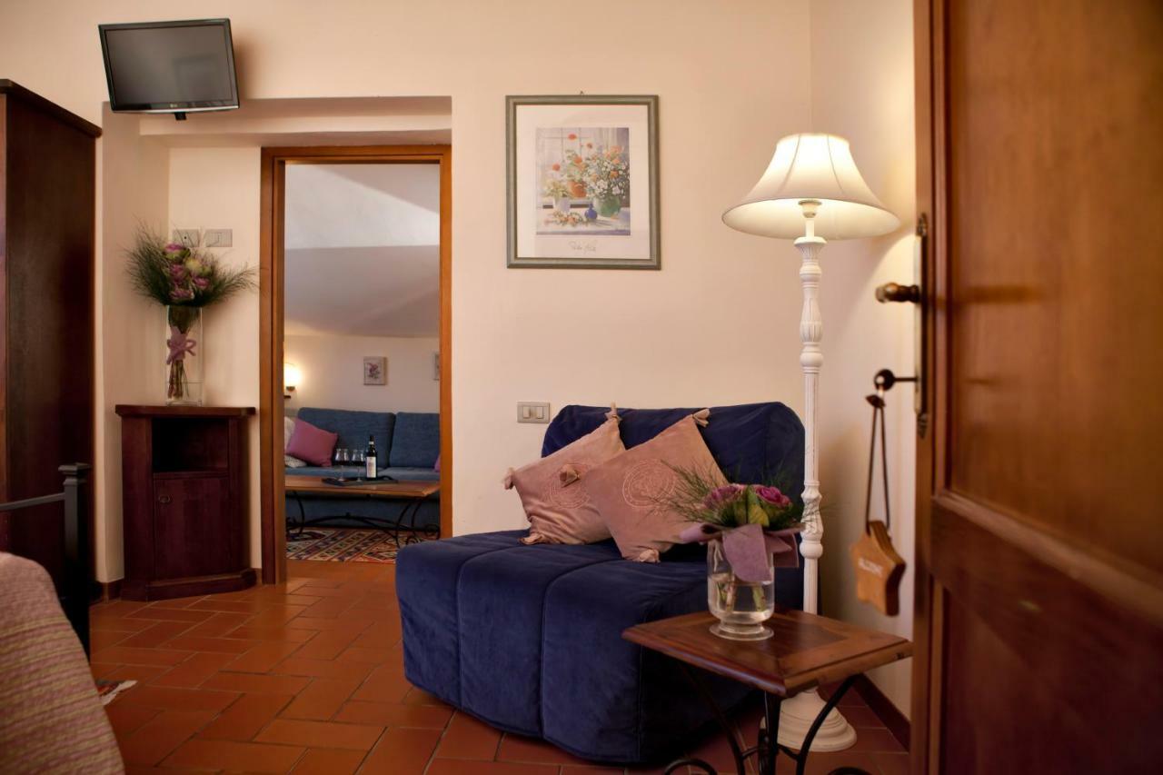 Agriturismo La Collina Delle Stelle Banzena Bagian luar foto